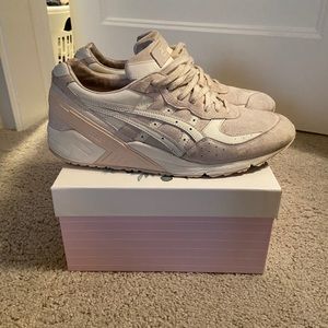 ASICS Men’s Gel-Lyte Beige / Tan Size 11